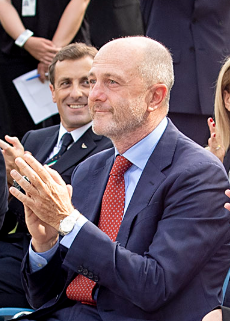 Angelo Binaghi applaude in tribuna